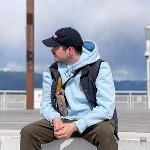 Meet your Posher, Brandon